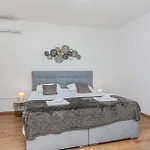 Cozy In * Vir