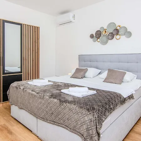 Beautiful In Apartament
